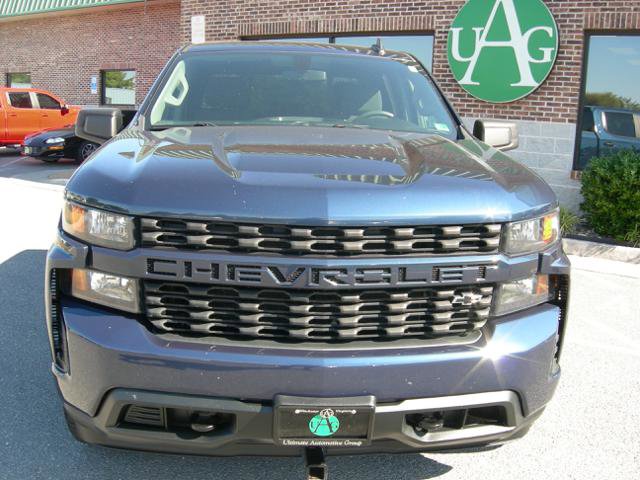 Used 2020 Chevrolet Silverado 1500 Custom w/ Custom Value Package image 2