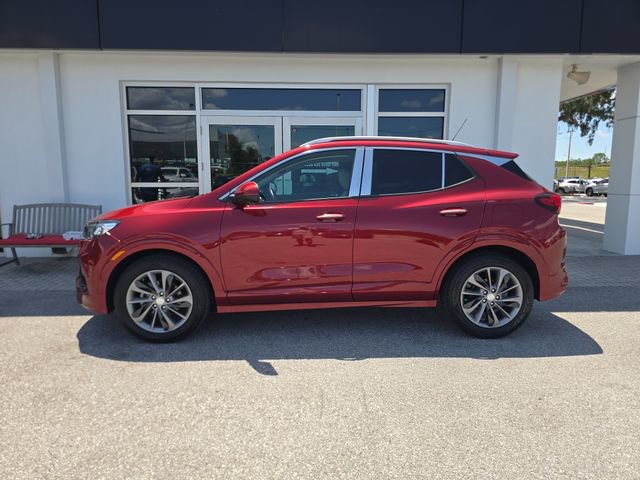 Certified 2022 Buick Encore GX Essence w/ Advanced Technology Package FWD image 4