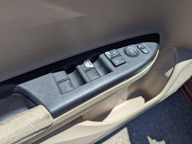 Used 2013 Honda Accord LX image 10