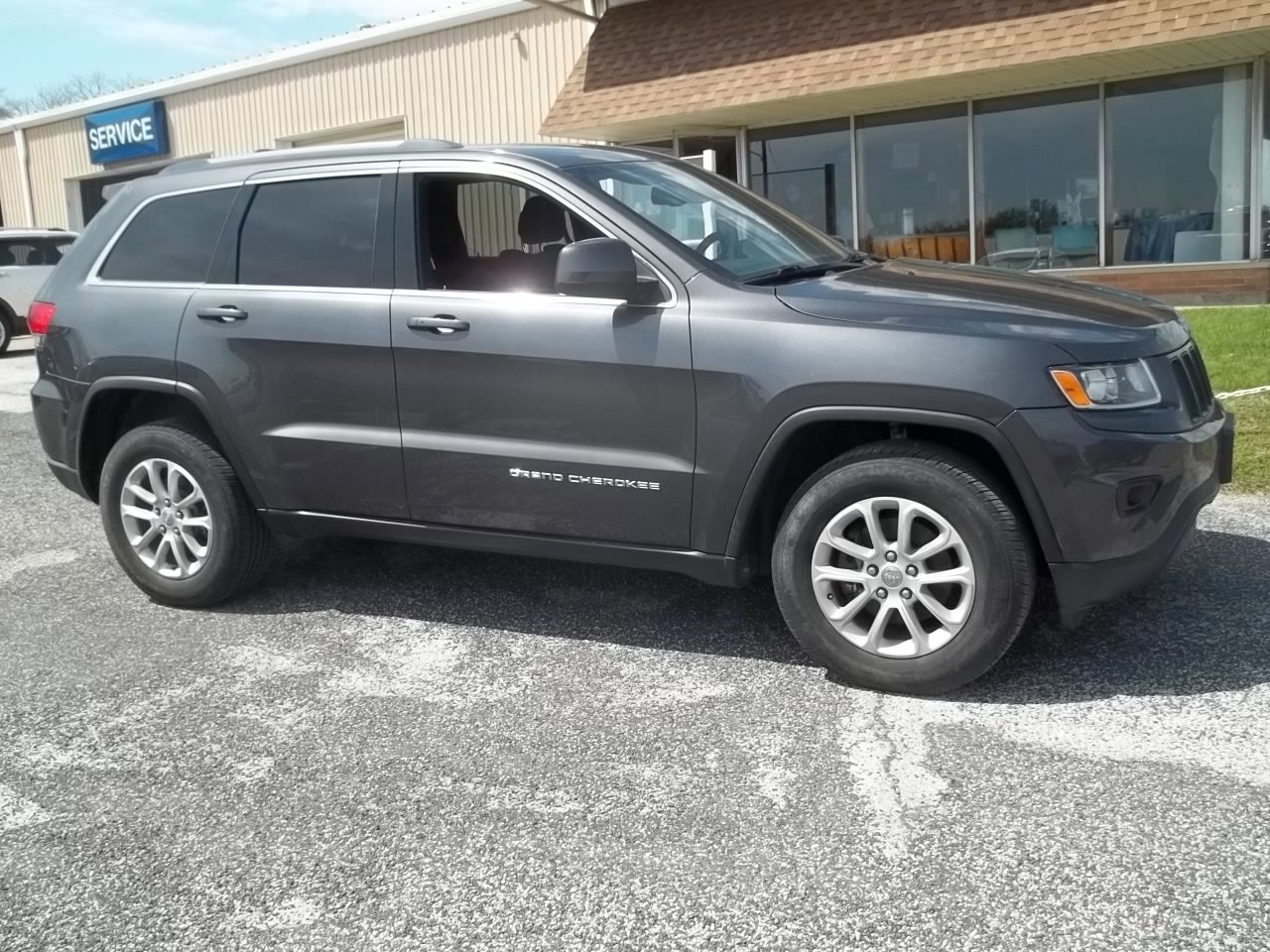 Used 2016 Jeep Grand Cherokee Laredo w/ Quick Order Package 23E