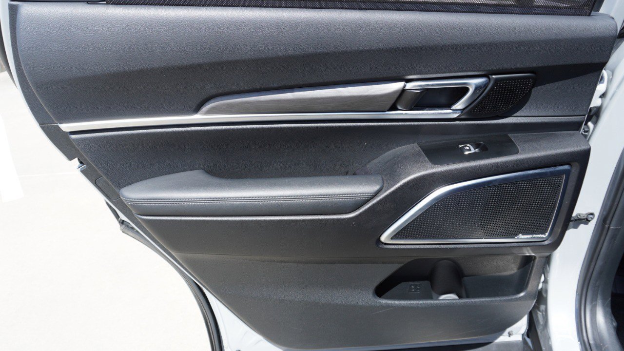 Used 2024 Kia Telluride SX X-Line image 31