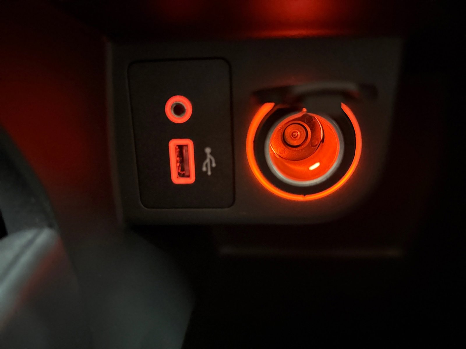 Used 2025 Nissan Kicks Play S image 20