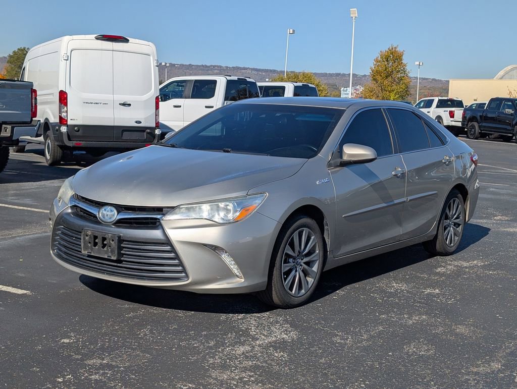 Used 2015 Toyota Camry XLE image 3