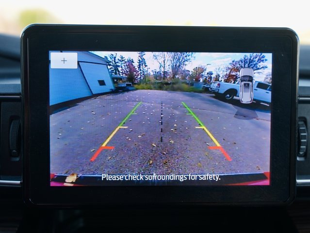 Used 2023 Ford Explorer Limited image 21