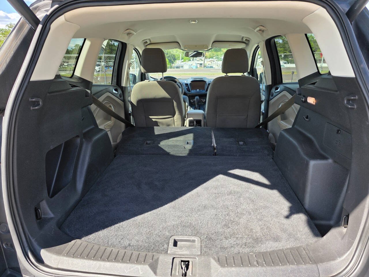 Used 2015 Ford Escape SE w/ Equipment Group 201A FWD image 12