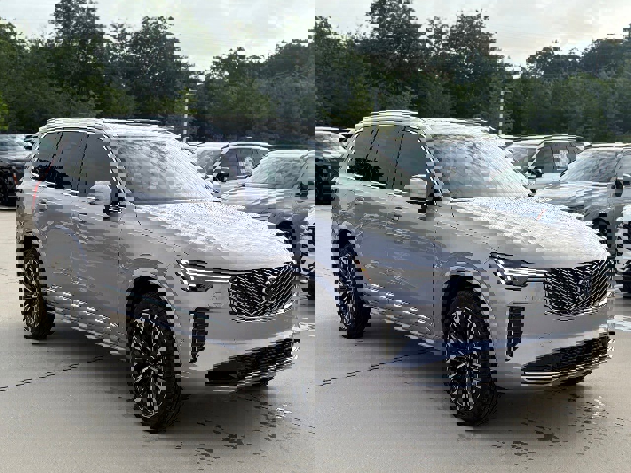 New 2026 Volvo XC90 B6 Plus w/ Protection Package Premier image 3