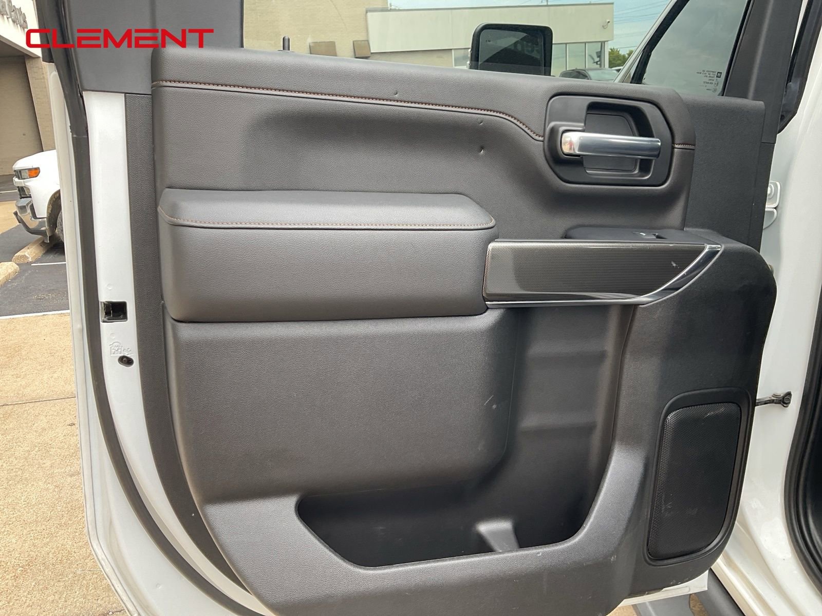 Used 2023 GMC Sierra 2500 AT4 w/ AT4 Premium Plus Package image 24