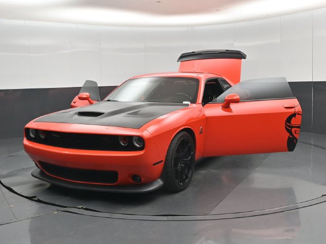 Used 2020 Dodge Challenger R/T Scat Pack RWD image 60