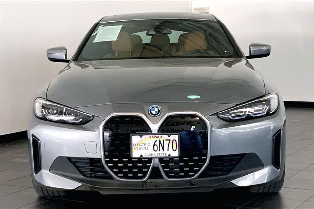 Used 2023 BMW i4 eDrive35 RWD image 3