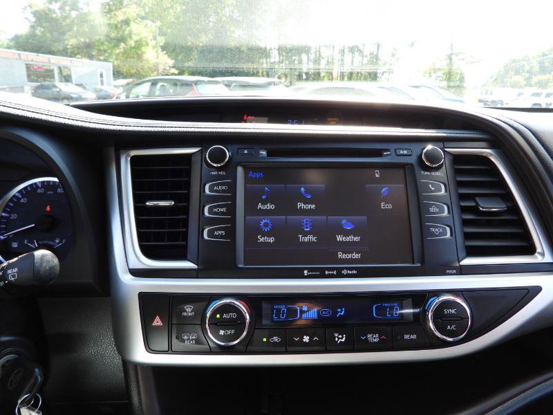 Used 2017 Toyota Highlander Plus image 49
