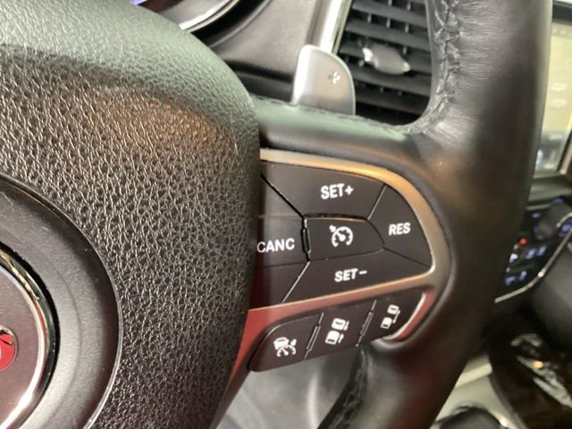 Used 2017 Jeep Grand Cherokee Summit image 30
