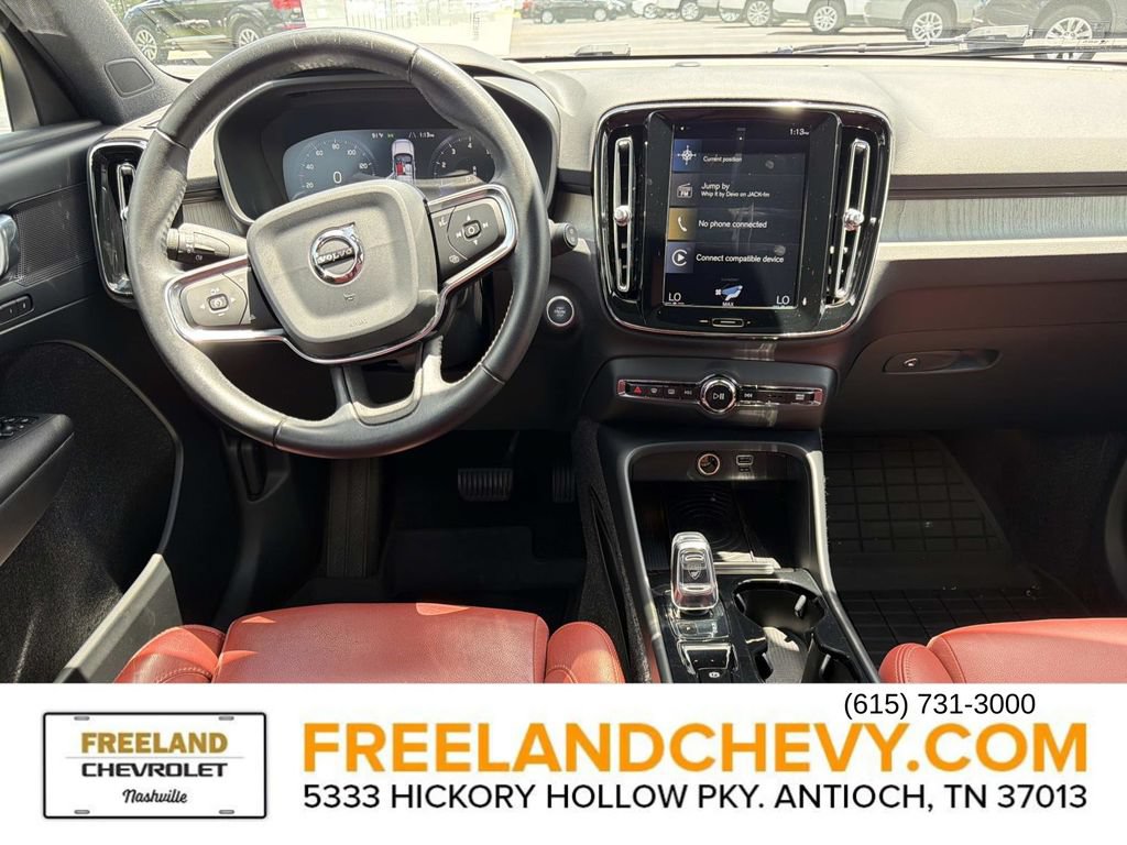Used 2019 Volvo XC40 T5 Inscription AWD/4WD image 18