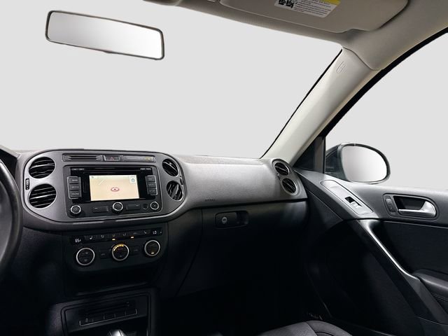Used 2014 Volkswagen Tiguan SEL image 27