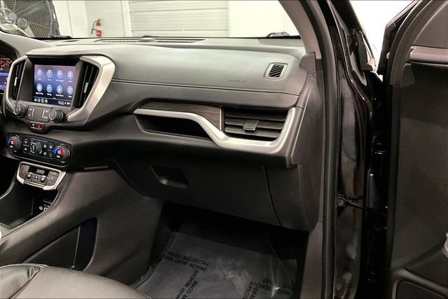 Used 2023 GMC Terrain SLT w/ Elevation Edition FWD image 18