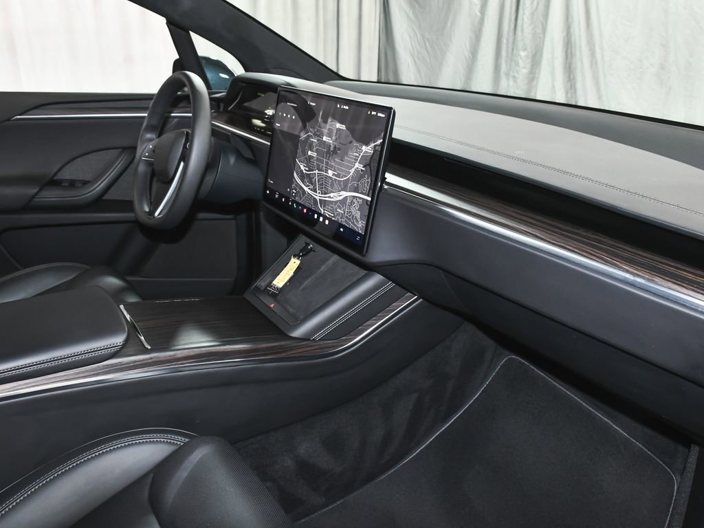 Used 2024 Tesla Model X image 52