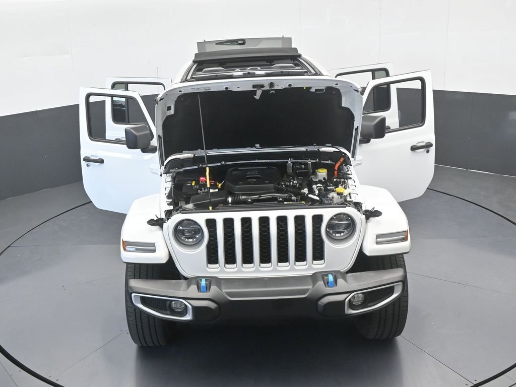 Used 2022 Jeep Wrangler Unlimited Sahara w/ Safety Group image 80