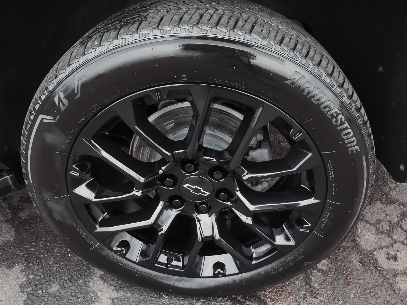 Used 2024 Chevrolet Tahoe LT w/ LT Signature Plus Package image 7