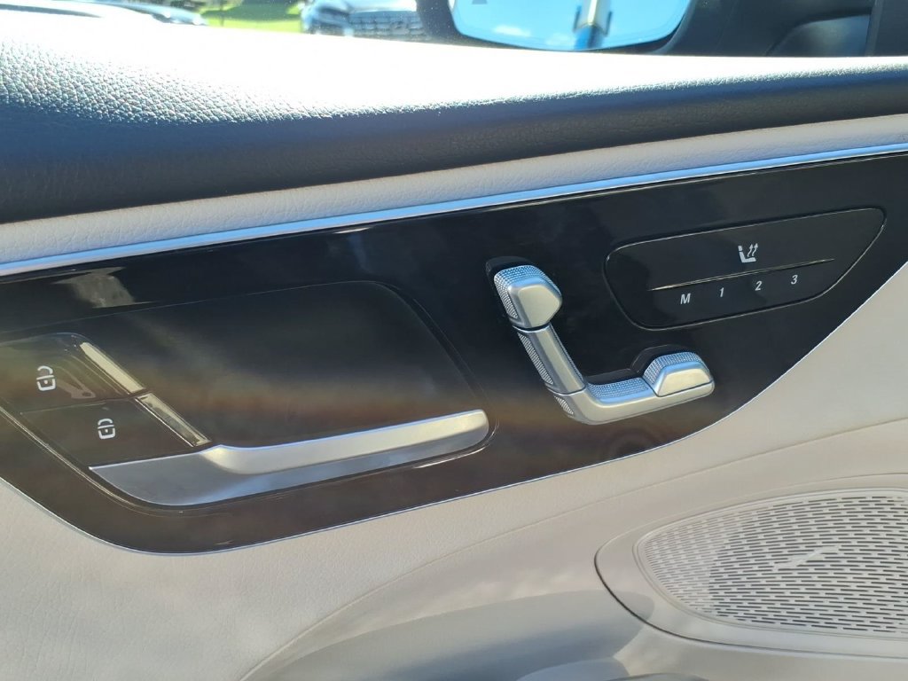 Used 2023 Mercedes-Benz C 300 4MATIC Sedan image 17
