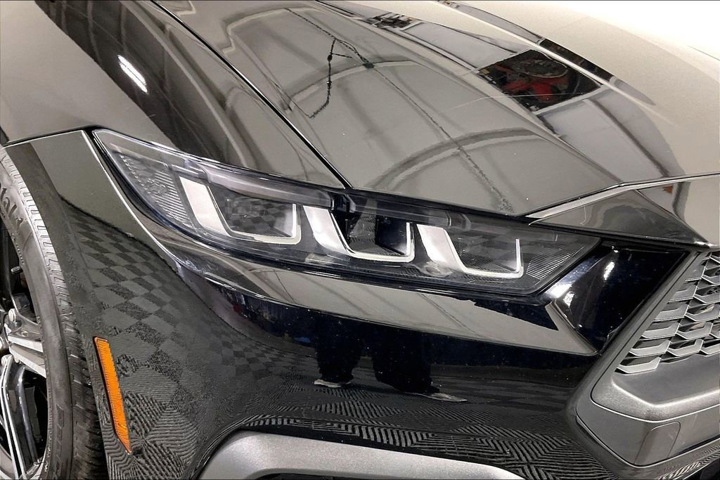 Used 2024 Ford Mustang Coupe image 37