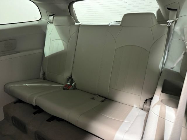 Used 2015 Buick Enclave Leather FWD image 25