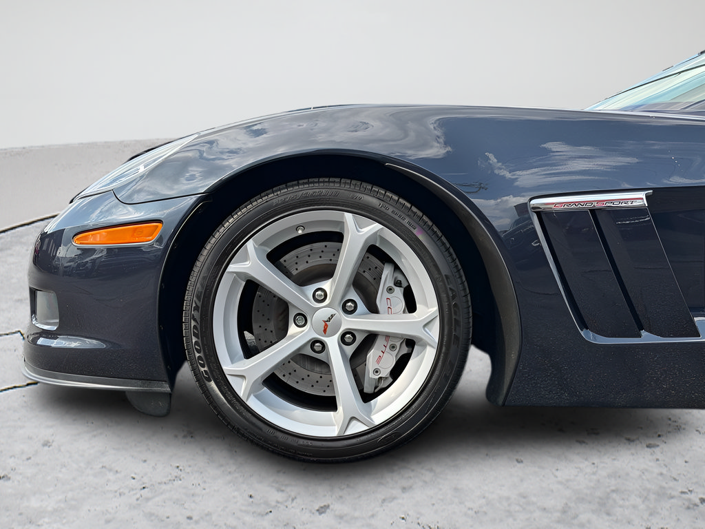 Used 2013 Chevrolet Corvette Grand Sport RWD image 30