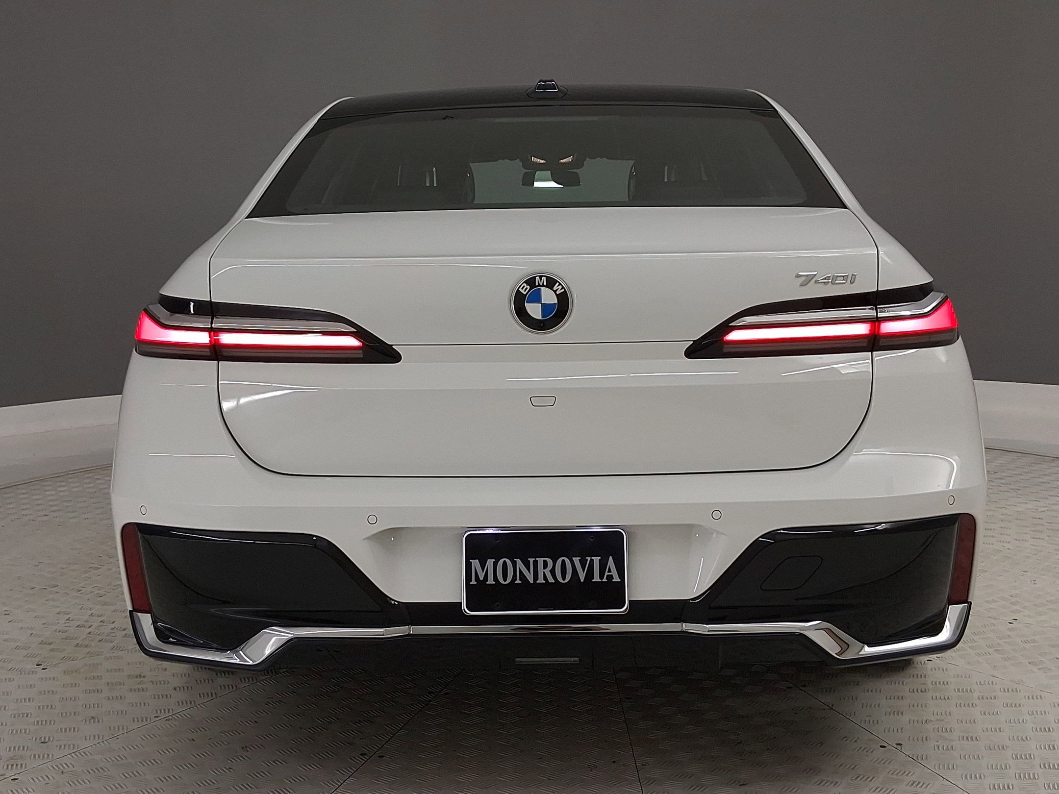 Certified 2023 BMW 740i 740i image 8
