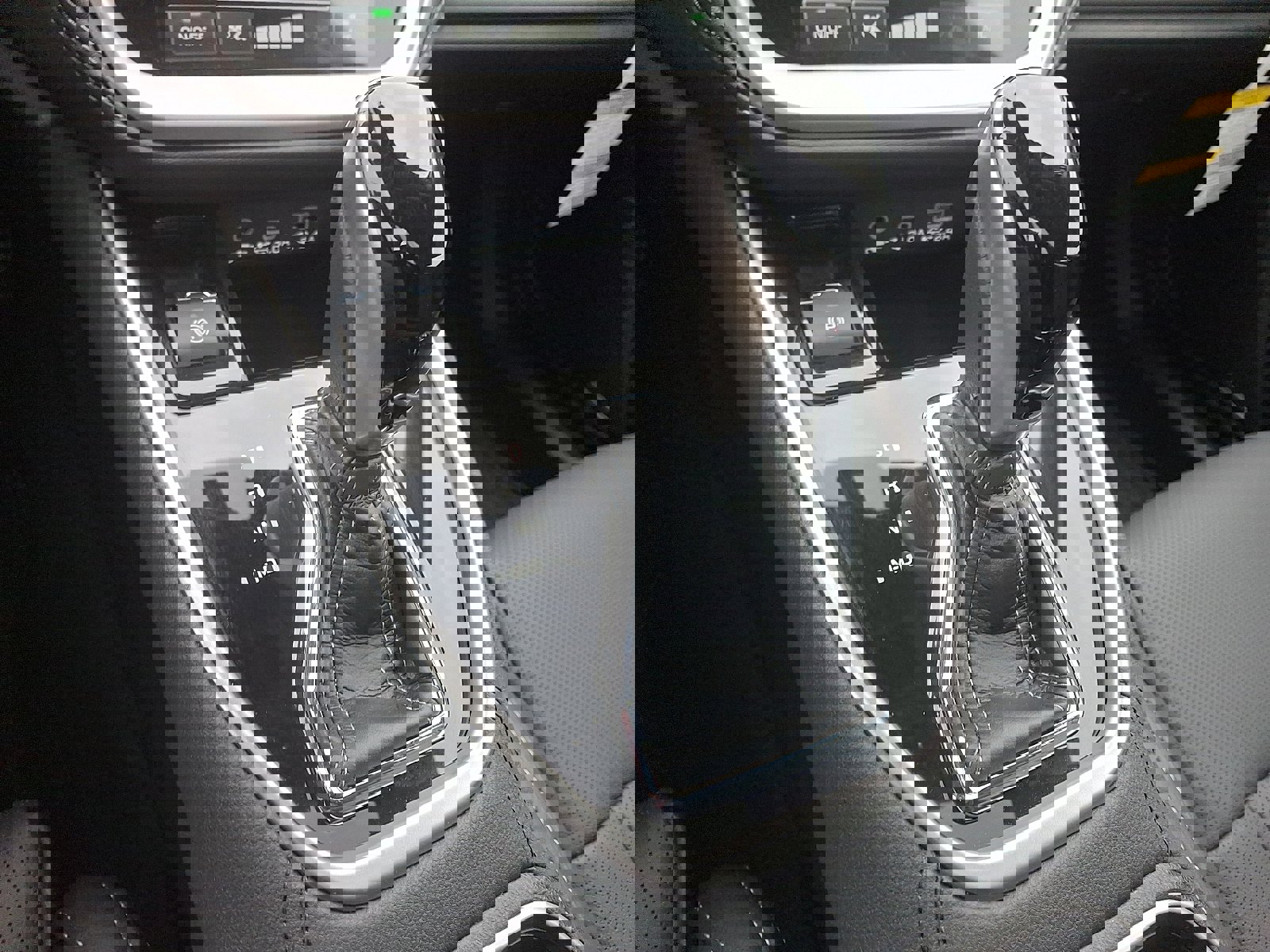 Certified 2025 Subaru Outback Limited AWD/4WD image 15