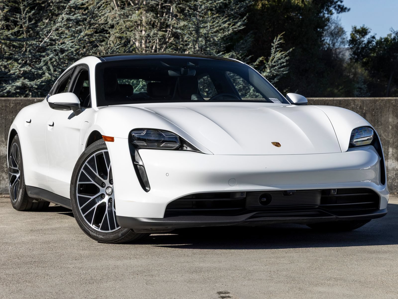 Used 2024 Porsche Taycan 4S AWD/4WD image 6