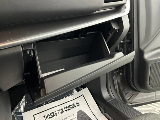 Used 2025 Nissan Rogue SV FWD image 36