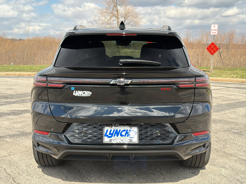 Used 2024 Chevrolet Equinox EV RS image 3