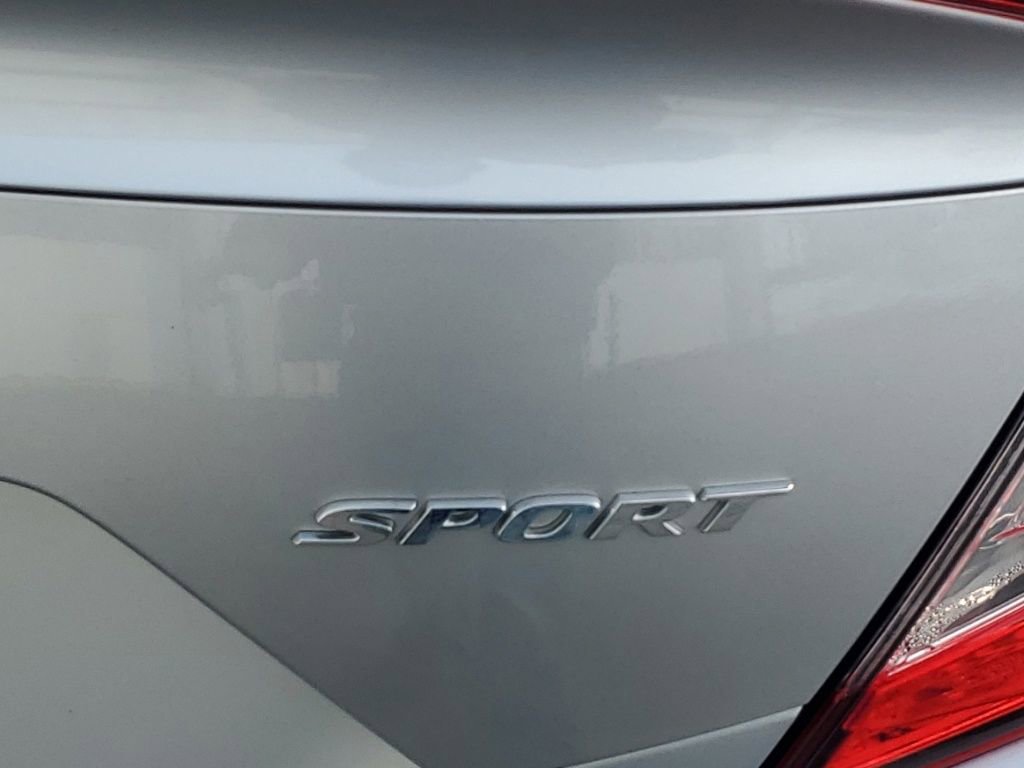 Used 2020 Honda Civic Sport image 6