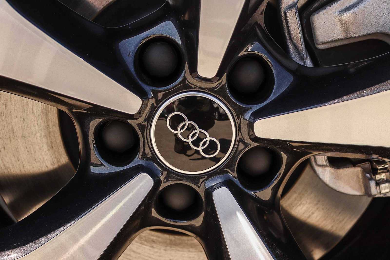 New 2026 Audi A6 Premium Plus AWD/4WD image 15