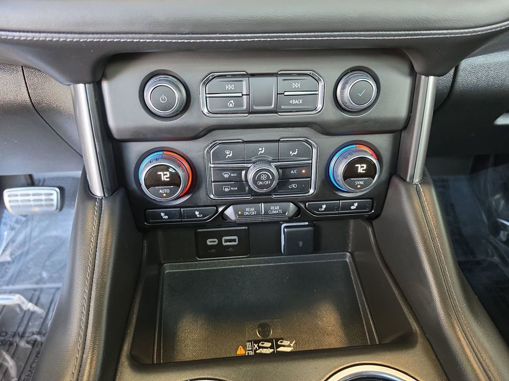 Certified 2024 Chevrolet Tahoe Z71 w/ Luxury Package image 17