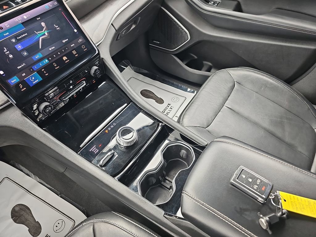 Used 2021 Jeep Grand Cherokee L Limited image 30