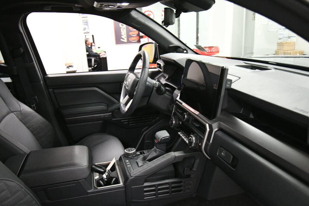 Used 2025 Toyota 4Runner TRD Off-Road Premium w/ Tow Technology Package image 30