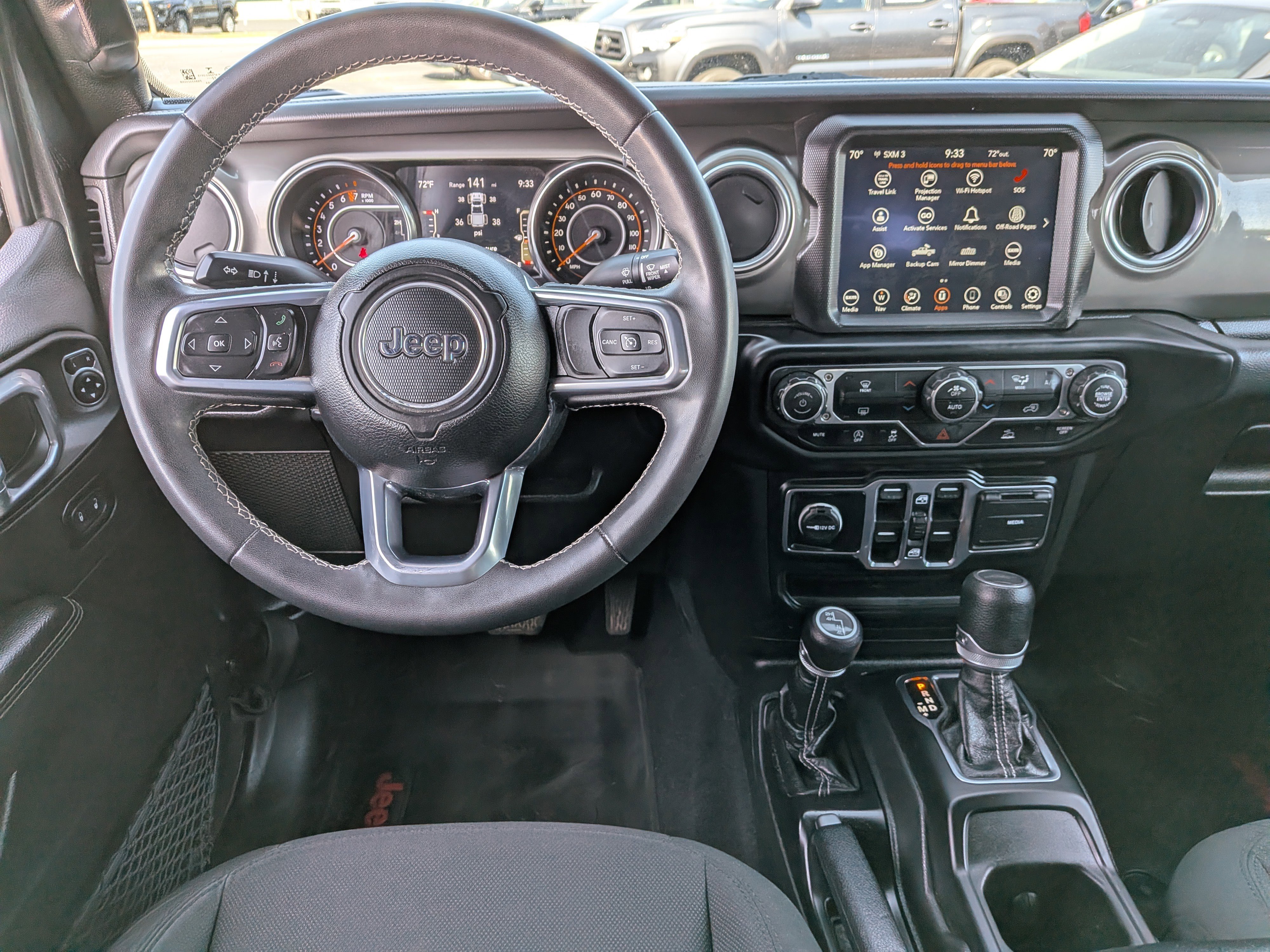 Used 2023 Jeep Gladiator Overland AWD/4WD image 25