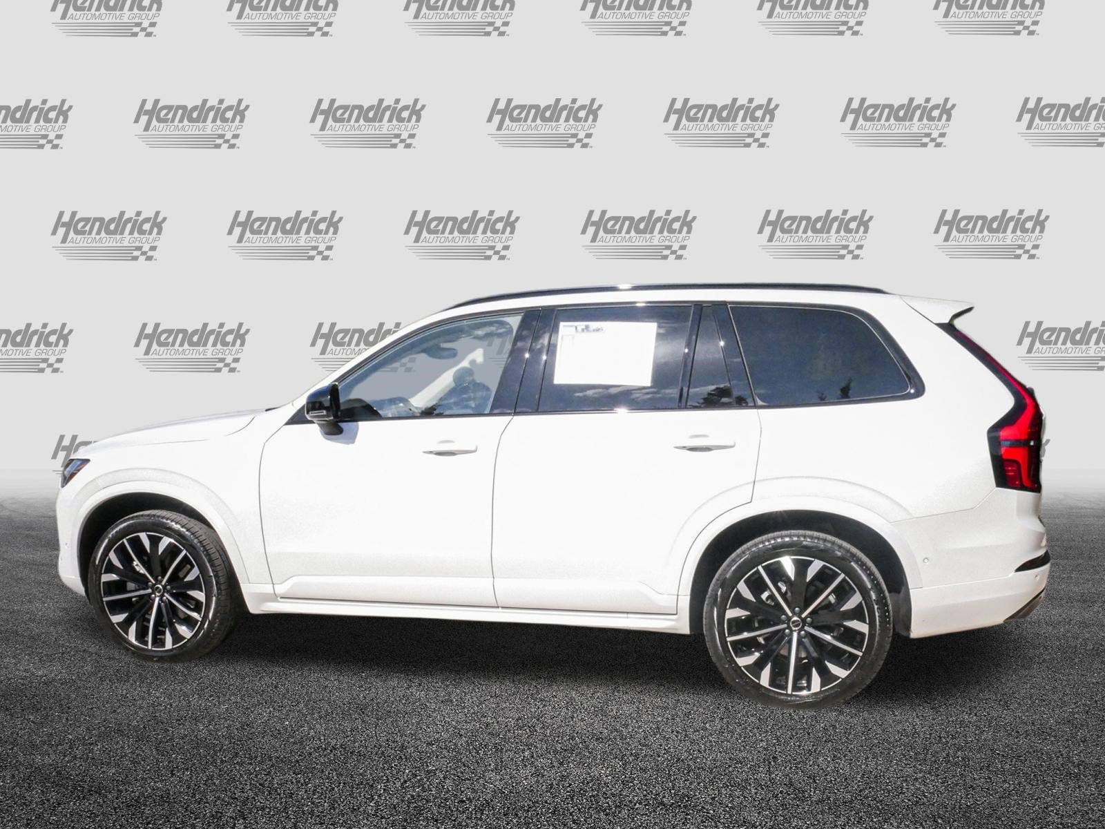 Used 2026 Volvo XC90 B6 Ultra w/ Protection Package Premier AWD/4WD image 7