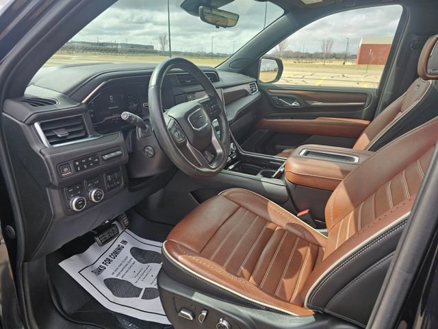 Used 2023 GMC Yukon Denali Ultimate w/ LPO, Floor Liner Package image 8
