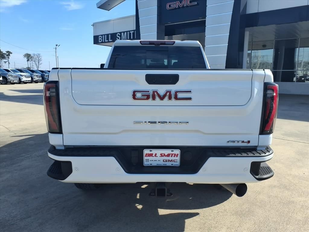 Used 2024 GMC Sierra 2500 AT4 w/ AT4 Premium Plus Package image 6