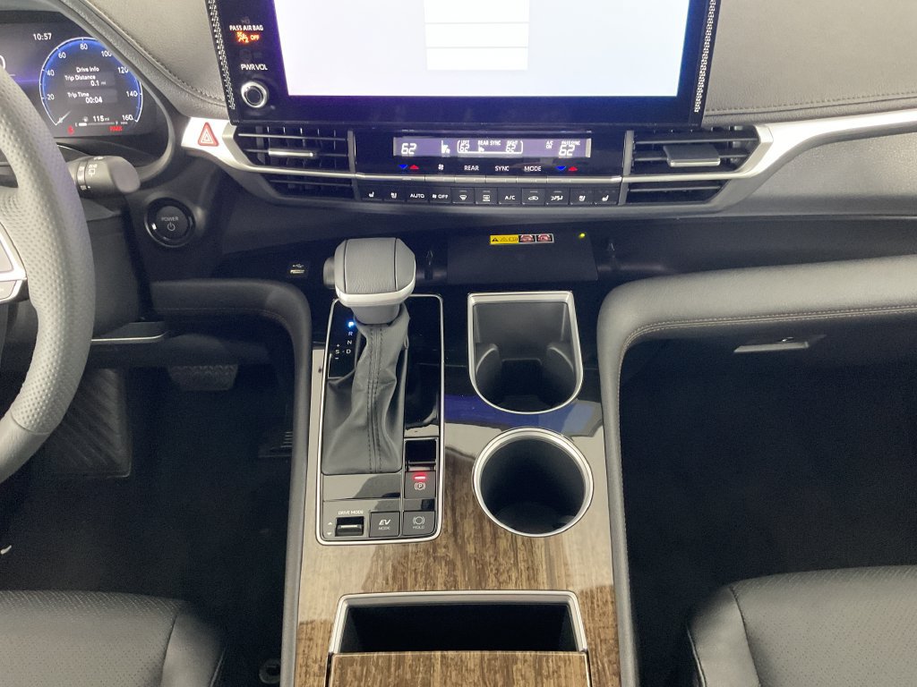 New 2026 Toyota Sienna Platinum AWD/4WD image 12