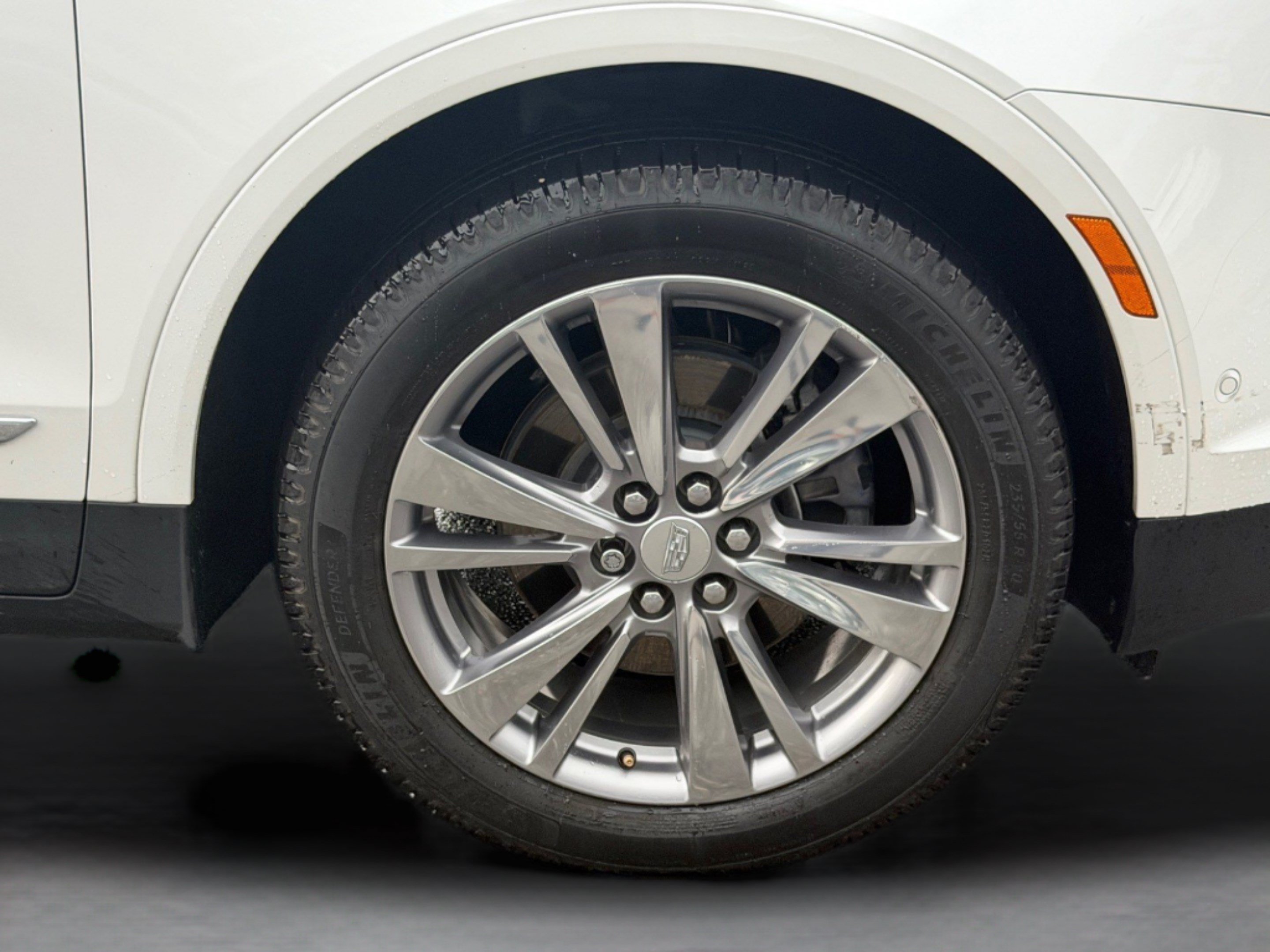 Used 2023 Cadillac XT5 Premium Luxury w/ Technology Package FWD image 18