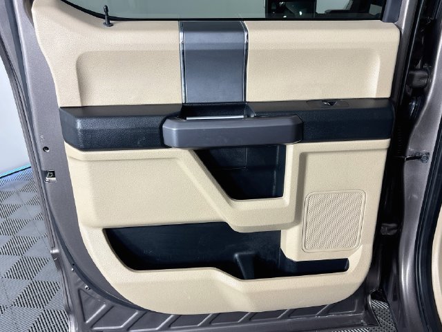 Used 2020 Ford F250 XLT w/ XLT Premium Package RWD image 20
