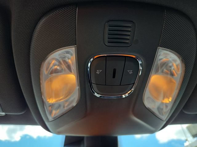 Used 2024 Jeep Compass Latitude AWD/4WD image 26