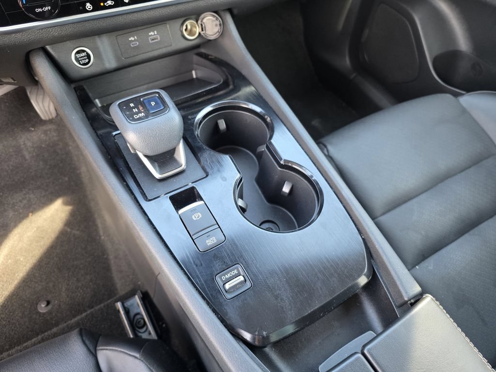 Used 2021 Nissan Rogue SV w/ Premium Package FWD image 22