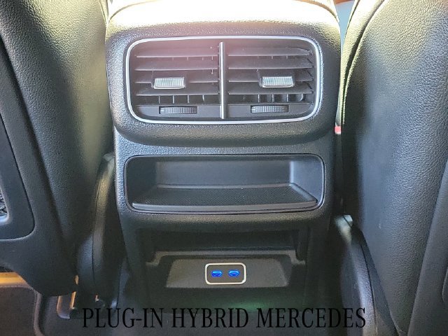 Used 2025 Mercedes-Benz GLE 450e 4MATIC image 14