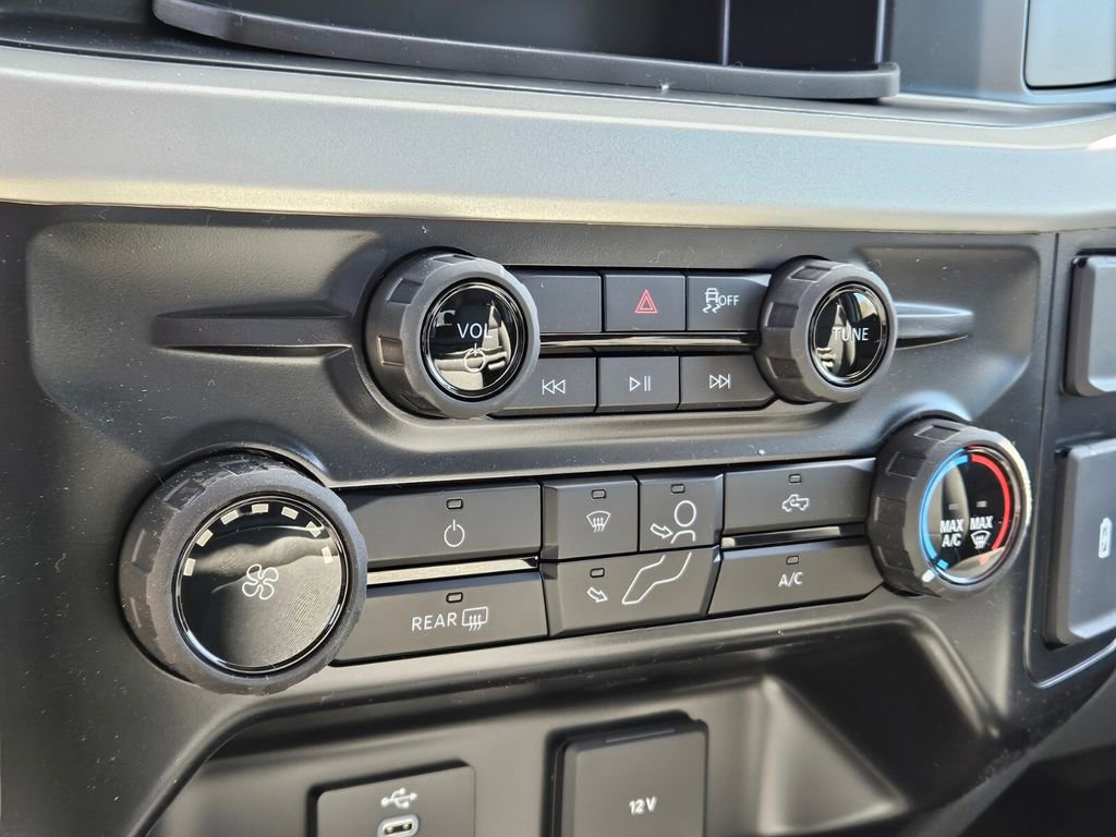 New 2026 Ford F250 4x4 Crew Cab Super Duty image 56