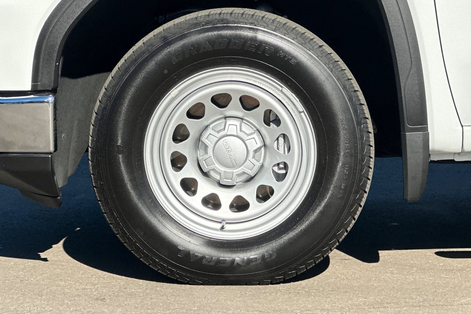 Used 2024 GMC Sierra 1500 Pro image 35