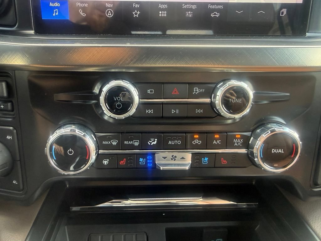 New 2026 Ford F250 King Ranch w/ Chrome Package AWD/4WD image 31