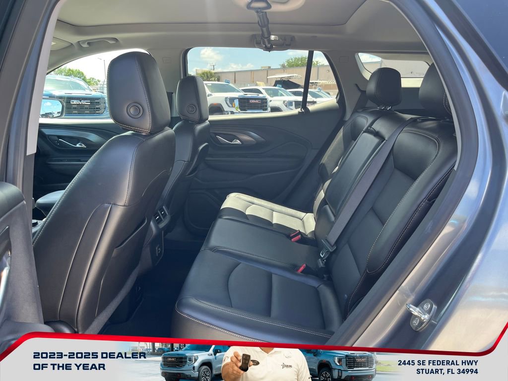 Used 2021 GMC Terrain SLT w/ Elevation Edition image 12