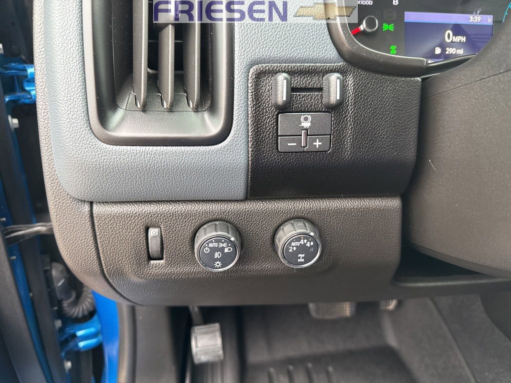 Used 2022 Chevrolet Colorado Z71 w/ LPO, Power Package image 17